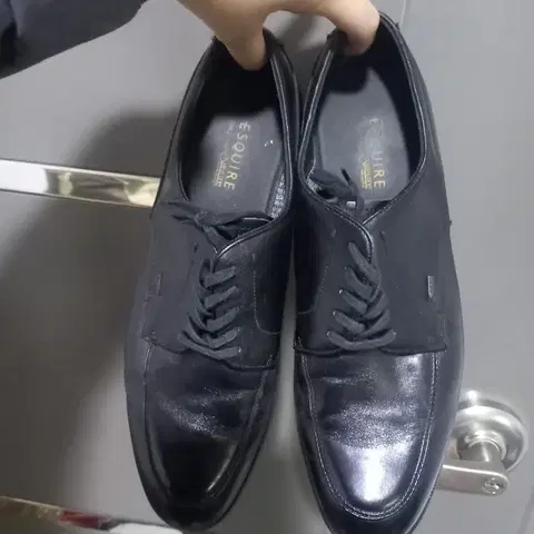 270 에스콰이어 남성 검정색 가죽 구두