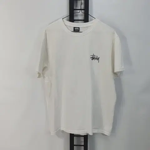 스투시 반팔티 베이직 로고 화이트 m