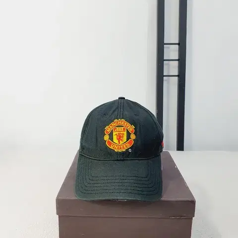 맨체스터 유나이티드 볼캡 모자 블랙