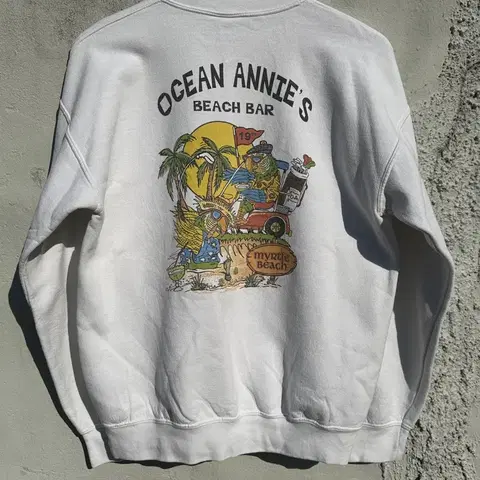 [M] GILDAN 길단 Ocean Annies 화이트 맨투맨 스웻셔츠