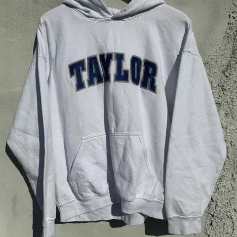 [XL] GILDAN 길단 TAYLOR 화이트 후드 티셔츠