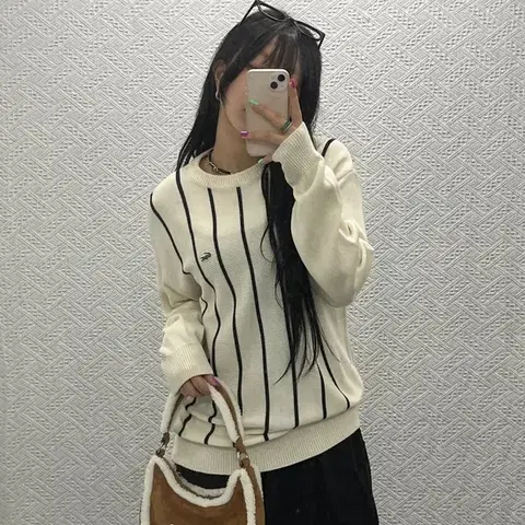 라코스테 올드스쿨 레트로 여리 스트라이프 니트 100 C06820