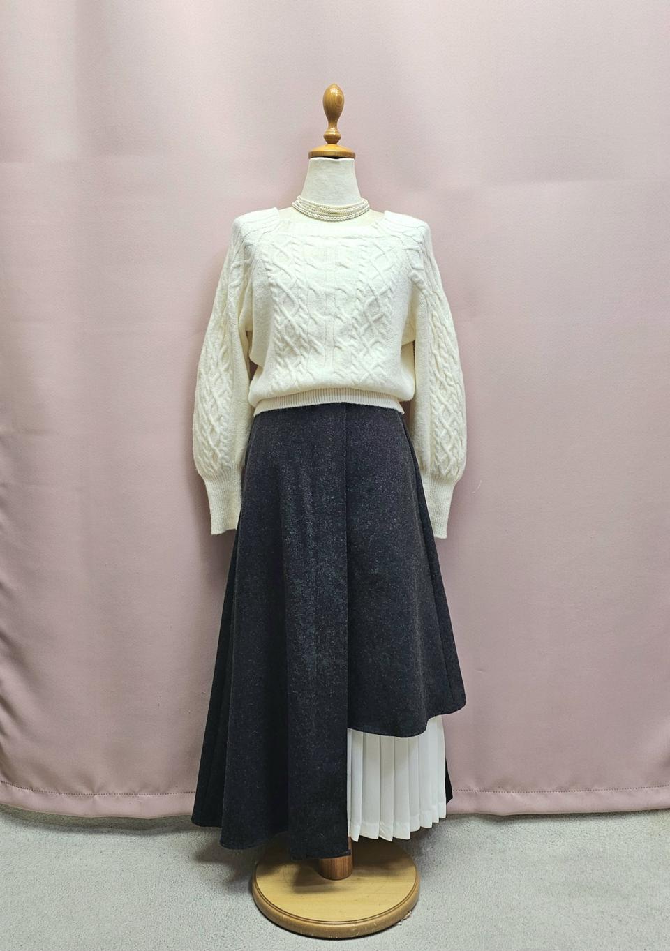 우아 플리츠 배색 롱스커트