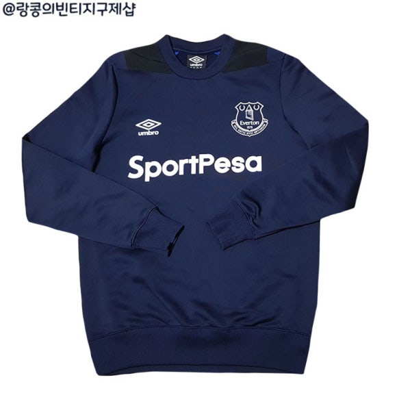 엄브로 스트릿 에버튼 맨투맨