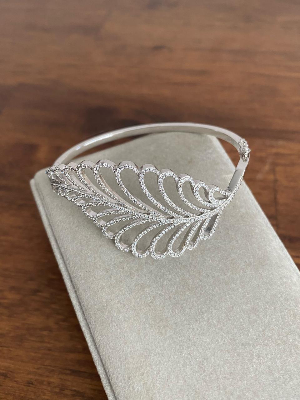 나뭇잎 모티브 실버 팔찌(925)