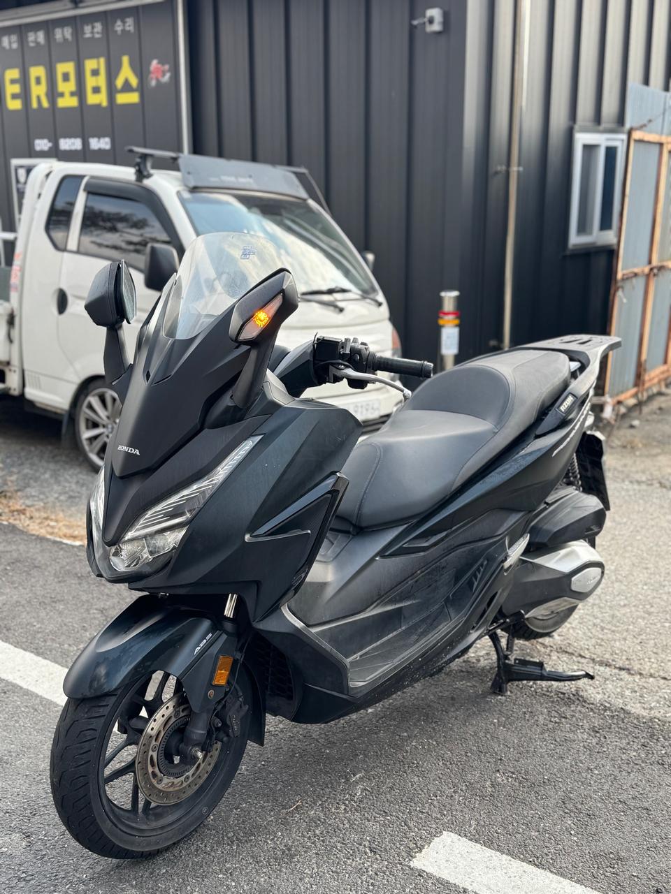 혼자 포르자350 (2021)