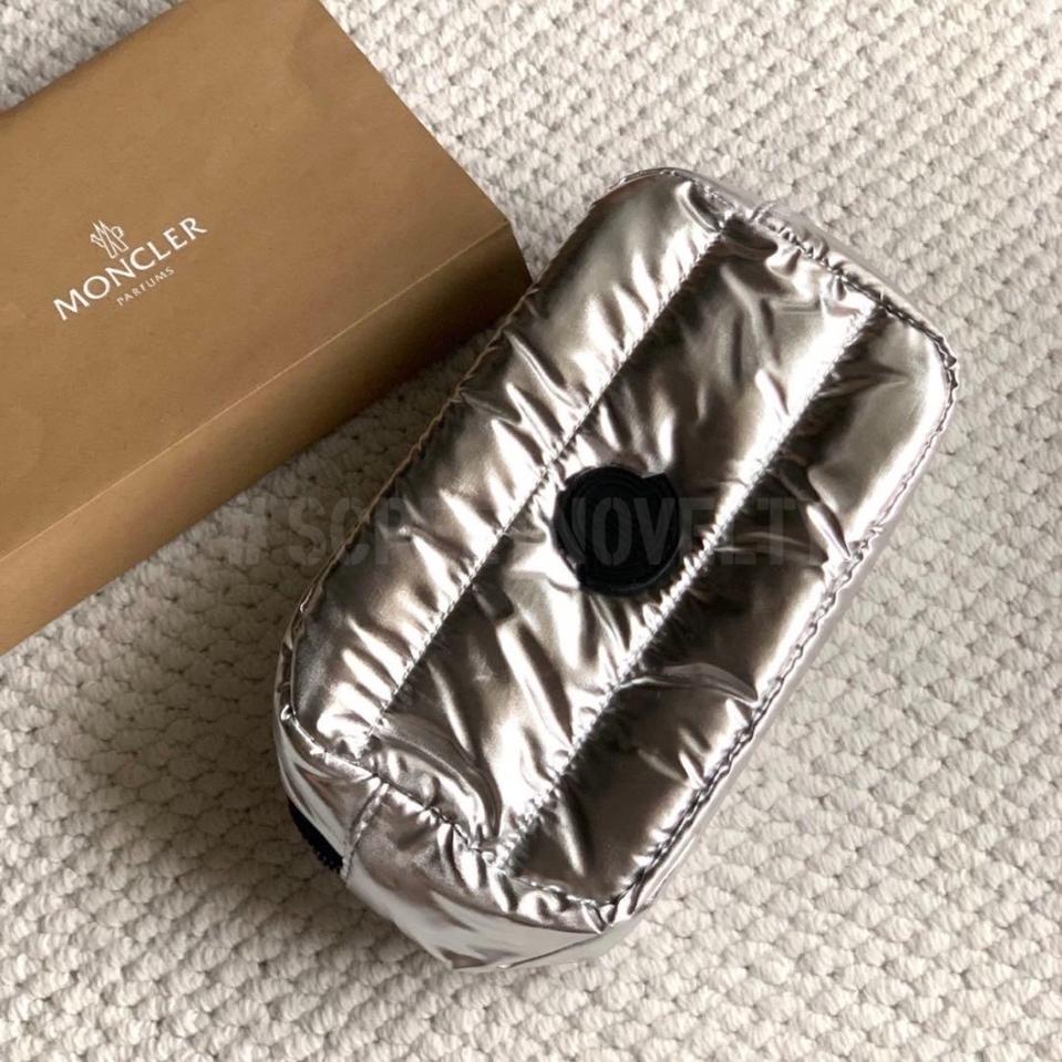 몽클레어 패딩파우치 골프파우치 퀄팅파우치 실버