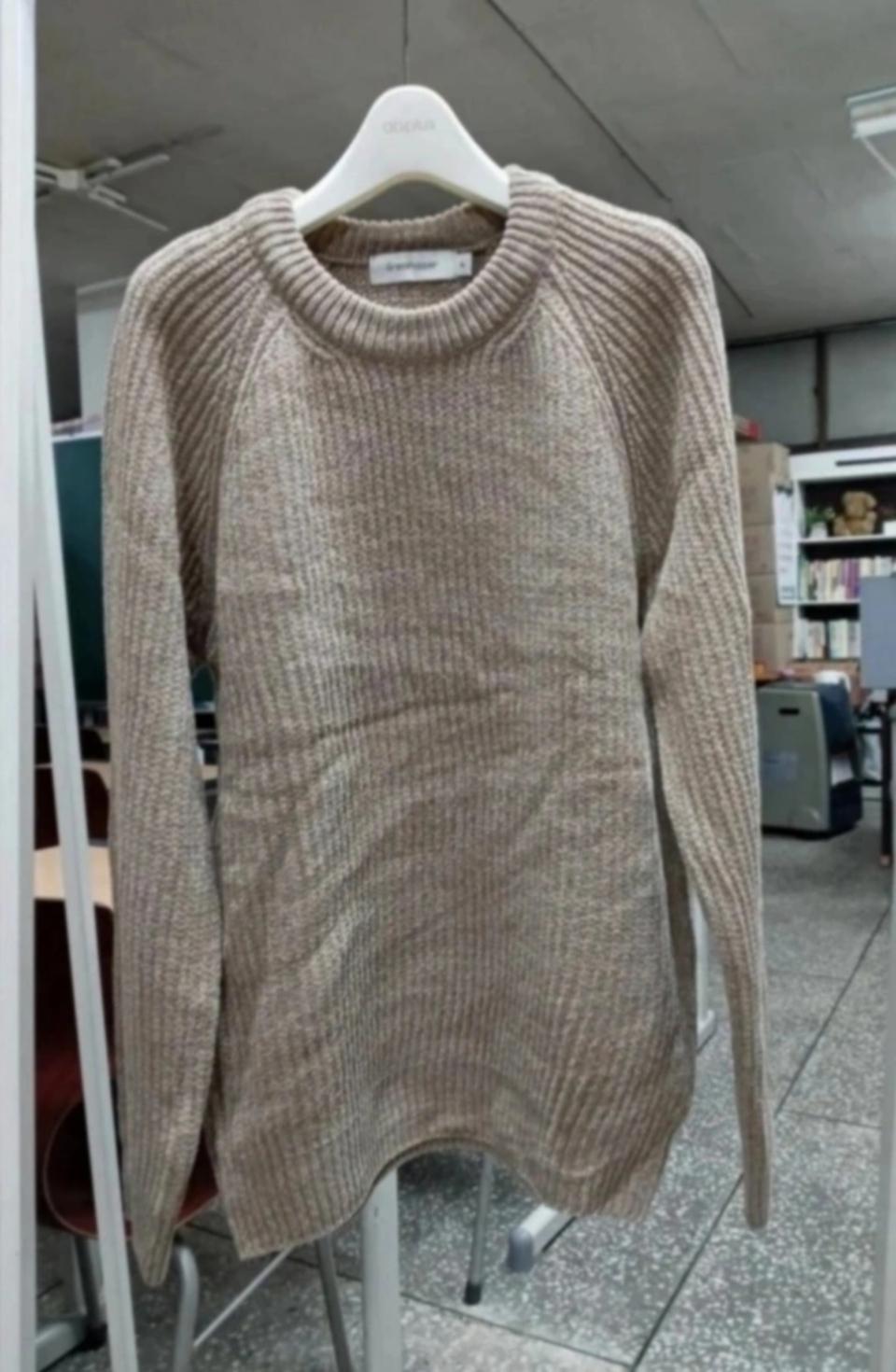 고급 남여 공용 라운드 니트 매끄러운 원단