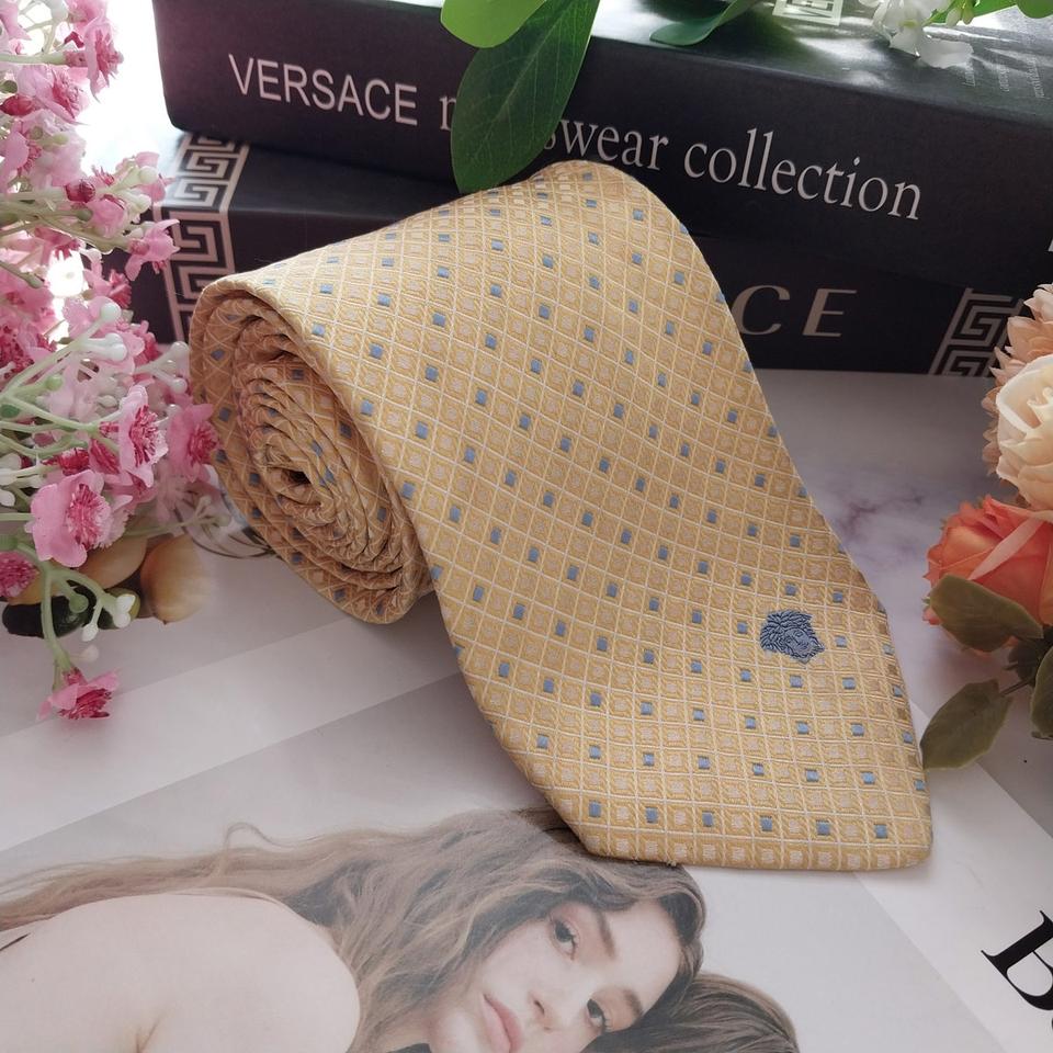 베르사체 실크 옐로 다이아 패턴 넥타이 8.9cm A-~B등급 K1390