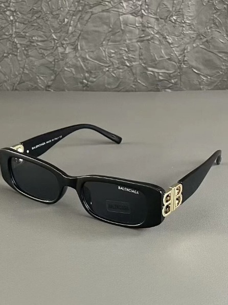 발렌시아가 선글라스