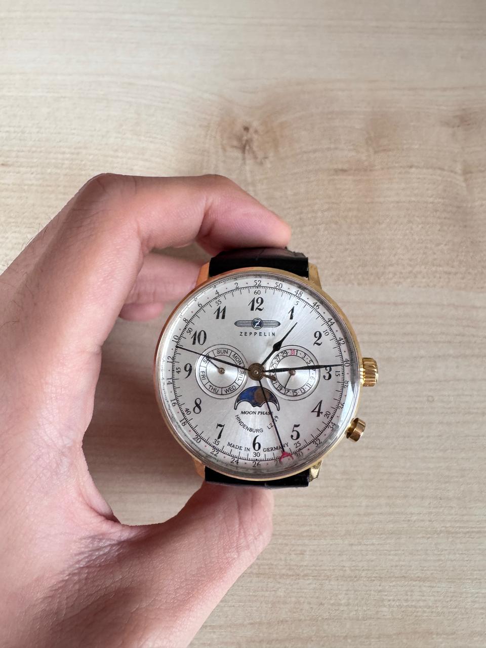 제플린 문페이즈 남자 시계 7038-1