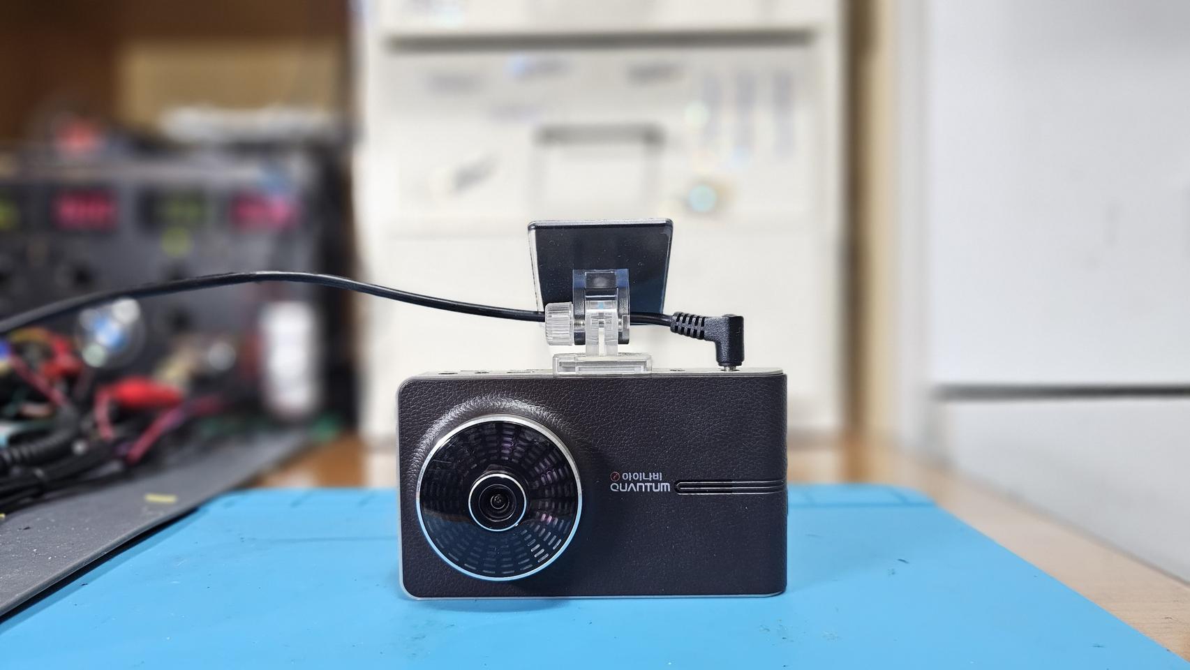 아이나비 QUANTUM QHD 중고블랙박스