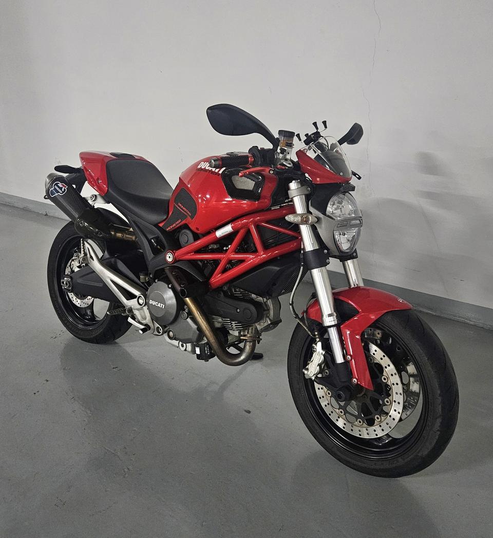 두카티 몬스터 696 풀배기 판매합니다