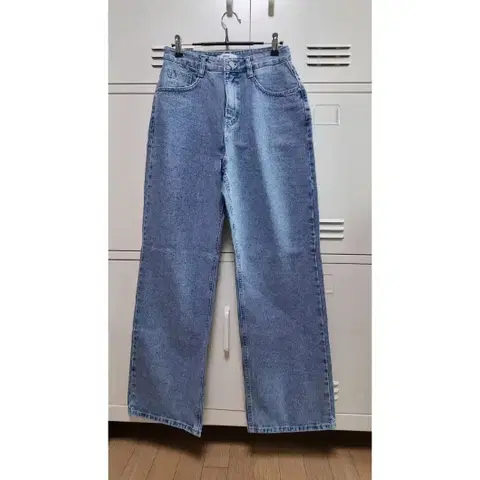 업타운홀릭 스트레이트 연청 데님 - M,long