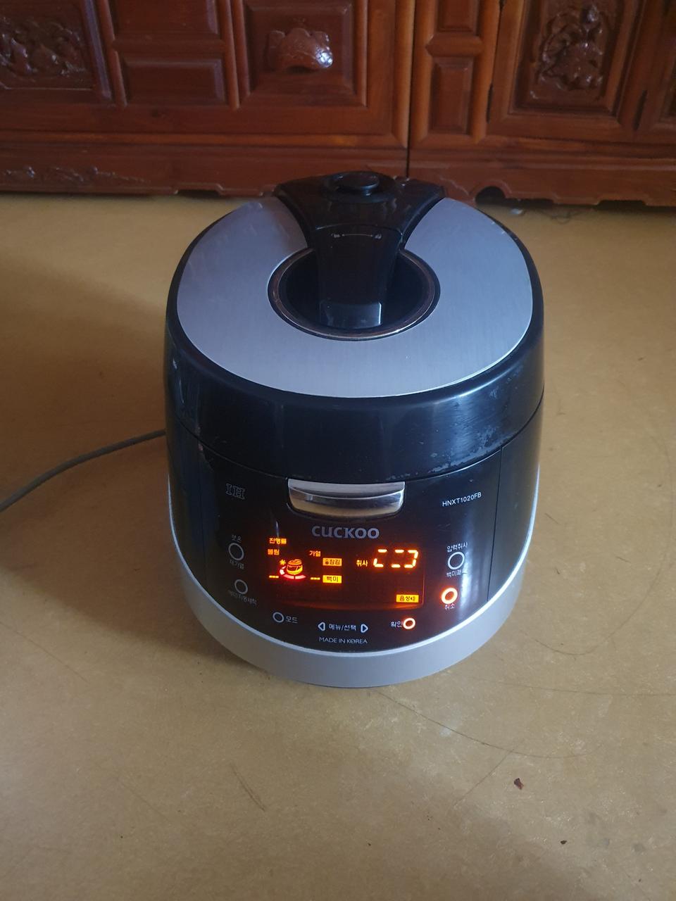 쿠쿠 10인용 압력밥솥 HNXTI1020FB