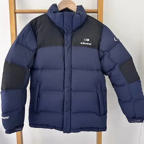 아이더 구스 경량패딩