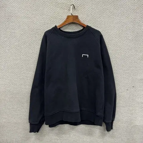 골스튜디오 캐주얼 약기모 맨투맨 105 M06671