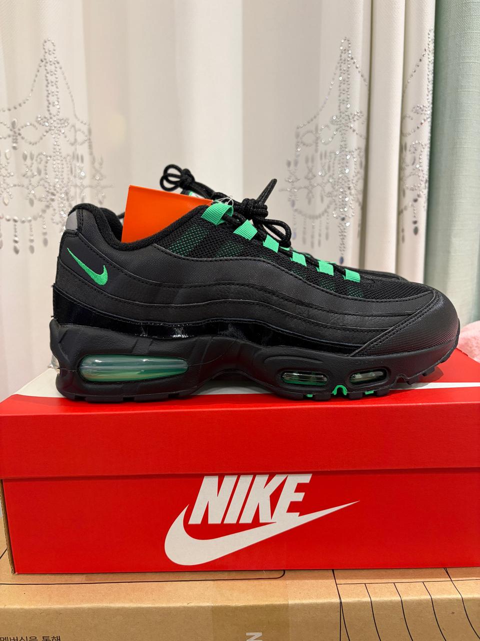 나이키 에어맥스 에어맥스95 블랙 270