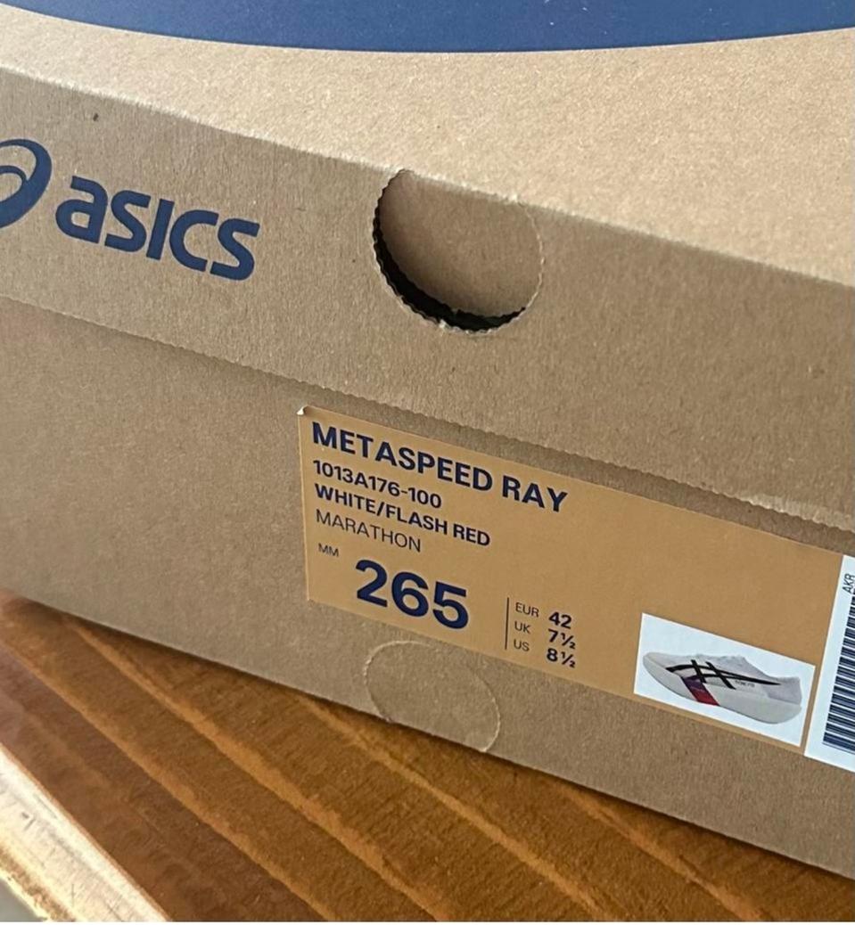 아식스 메타스피드 레이