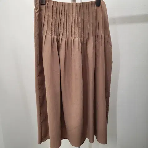 한섬 래트바이티 스커트