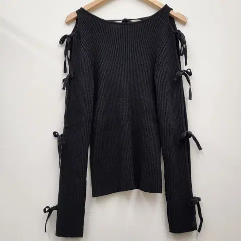 슬로우가먼츠 트임 니트