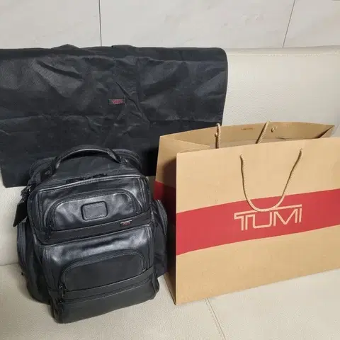 투미 96578D2티패스 가죽 백팩