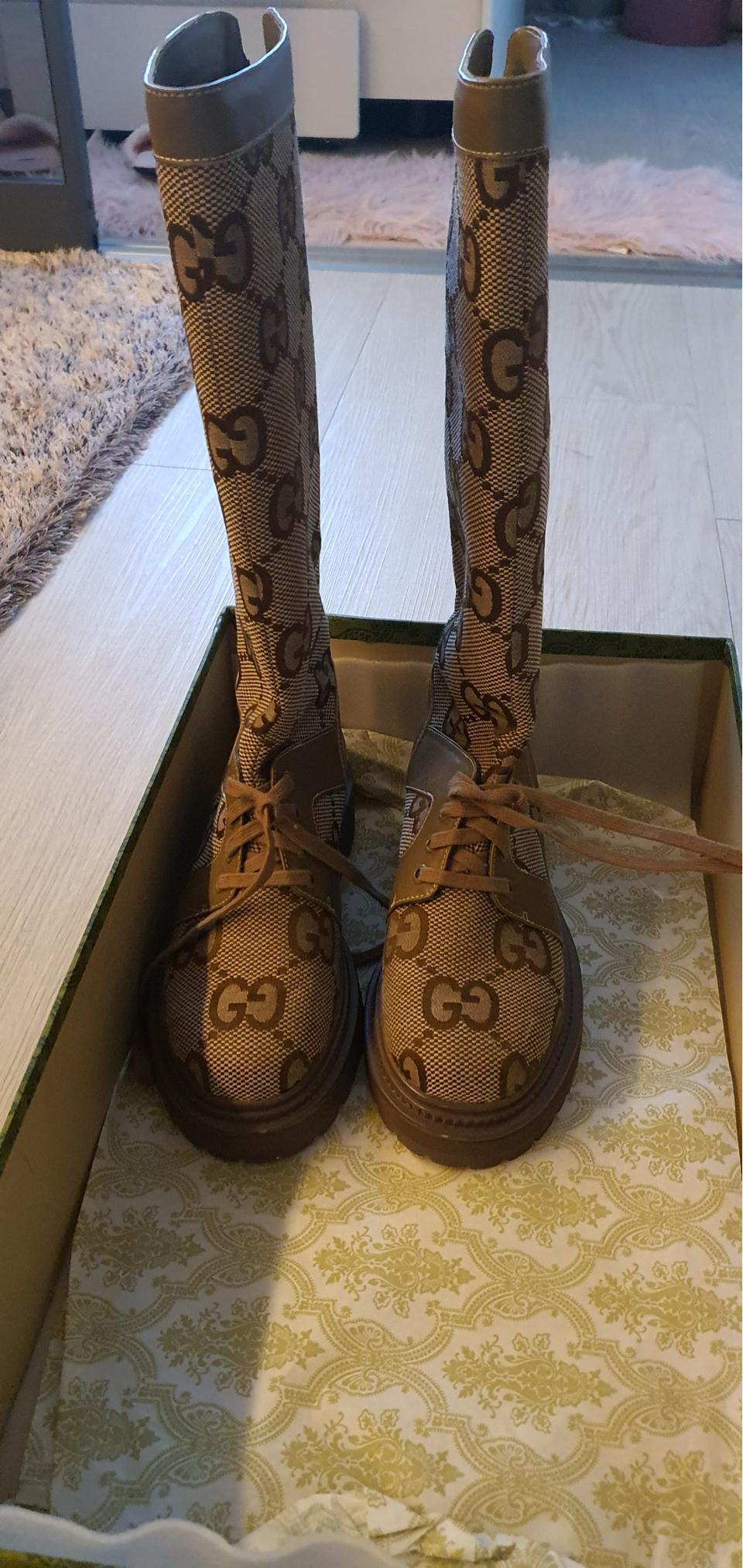 구찌 부츠 38사이즈