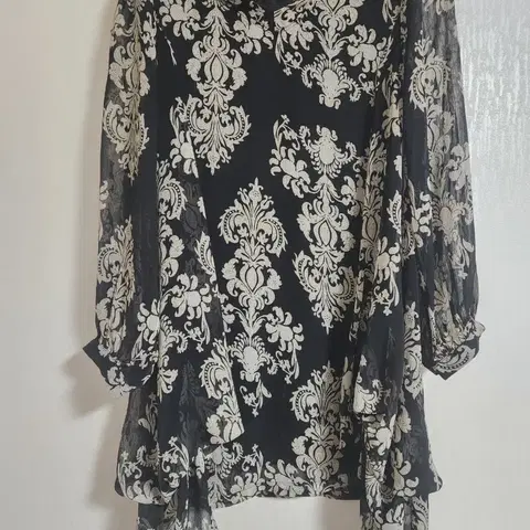 쉬폰 긴팔 블라우스