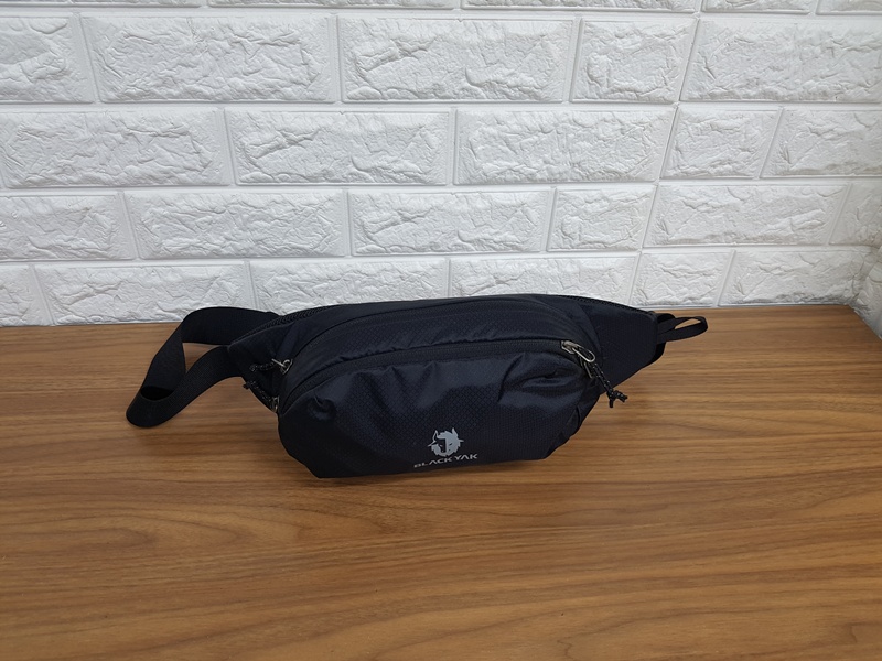 블랙야크 힙색 슬링백 크로스백 (남여공용사용가능)
