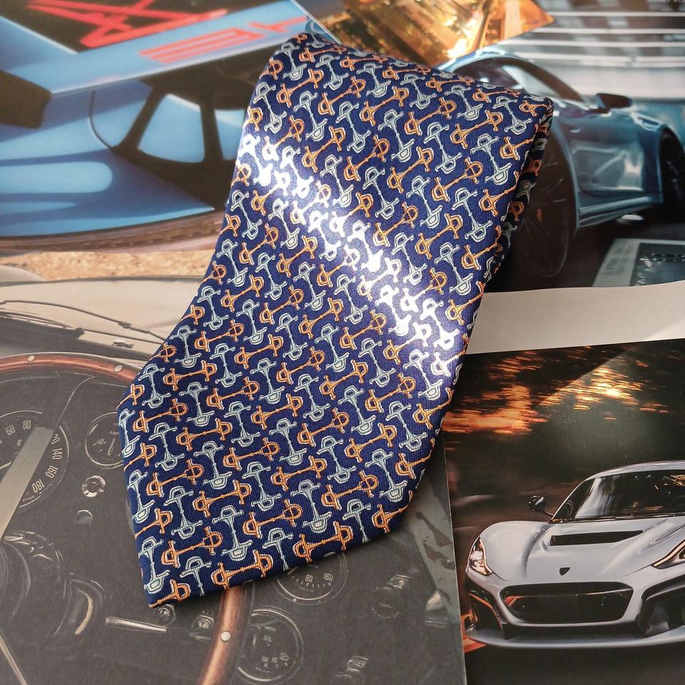 아이그너 실크 네이비 로고 패턴 넥타이 9.6cm A+등급 A19076