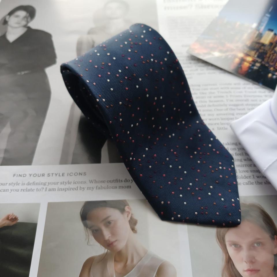 지오송지오 실크 네이비 도트 넥타이 7.6cm A+등급 A18721