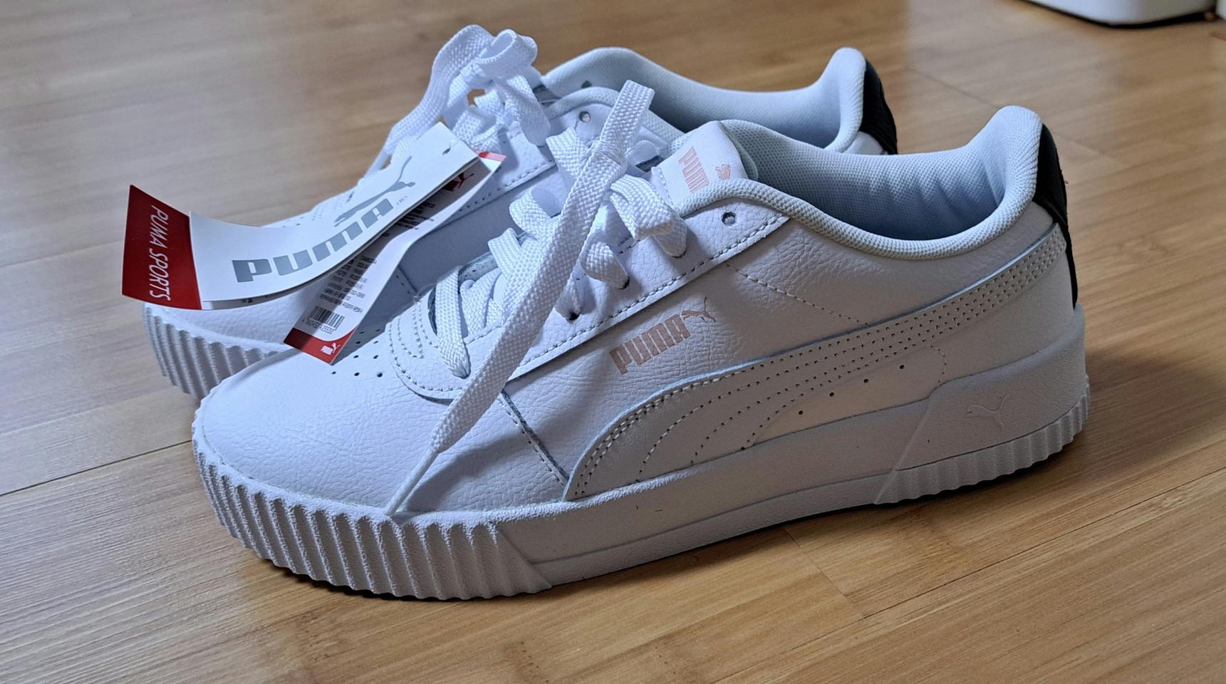 "푸마" 카리나 스니커즈  -  245