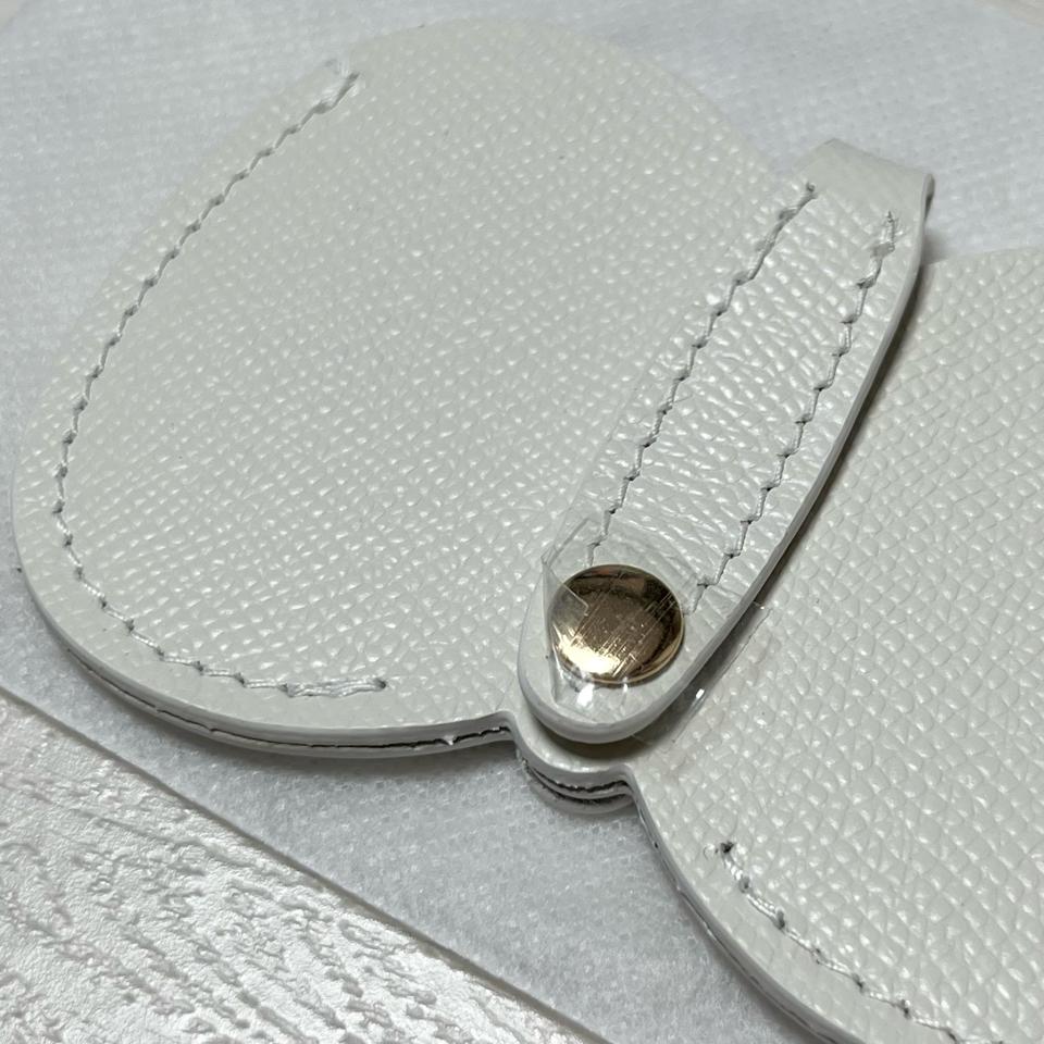 라온그리아 리본 가죽 카드지갑 (흰색) 새상품