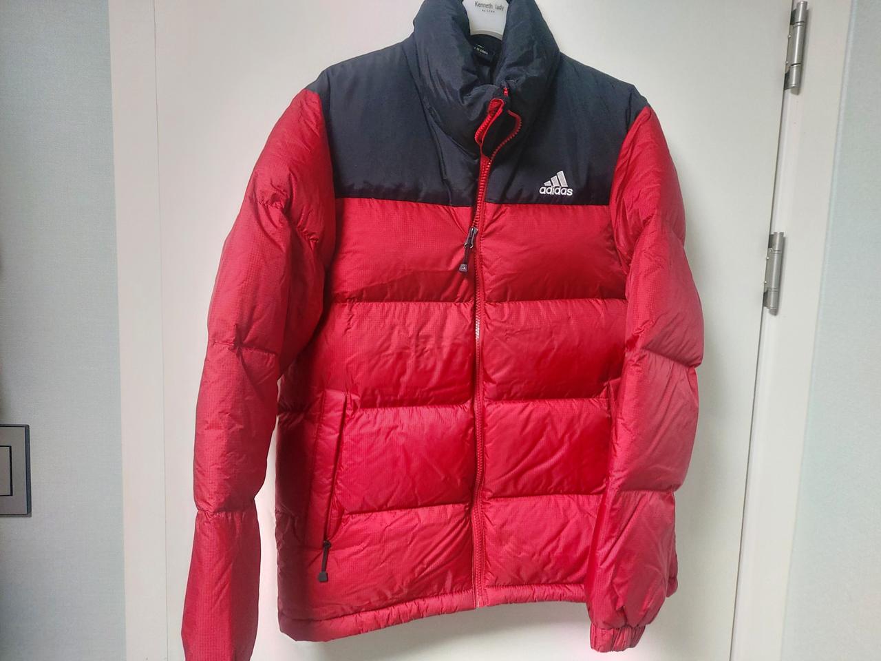 아디다스 오리털 패딩 90사이즈