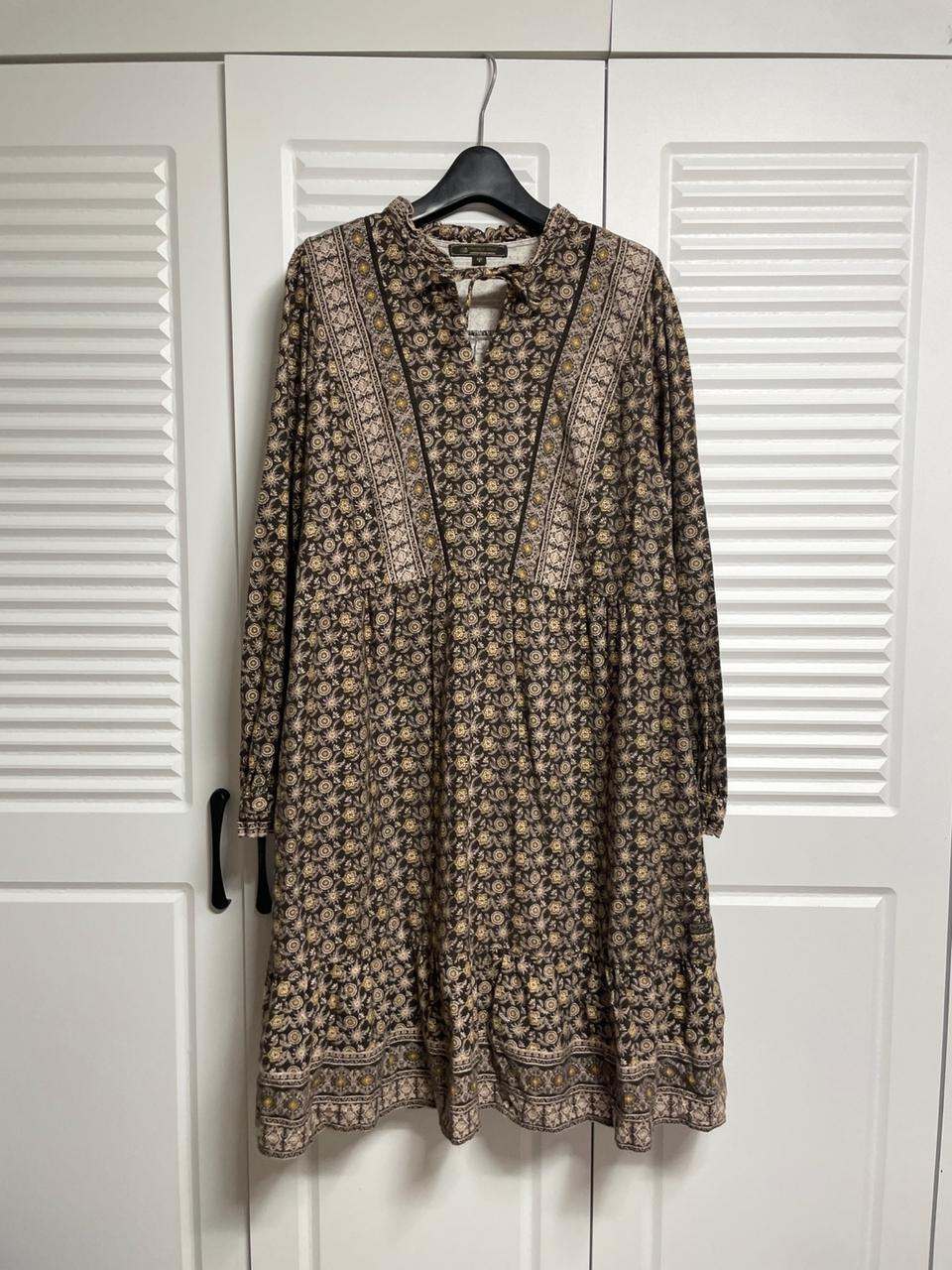 써스데이아일랜드 원피스