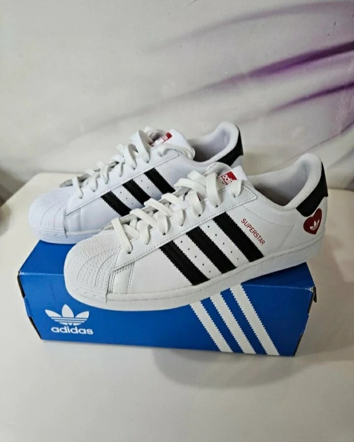 아디다스 슈퍼스타 발렌타인 스칼렛 한정판 정품