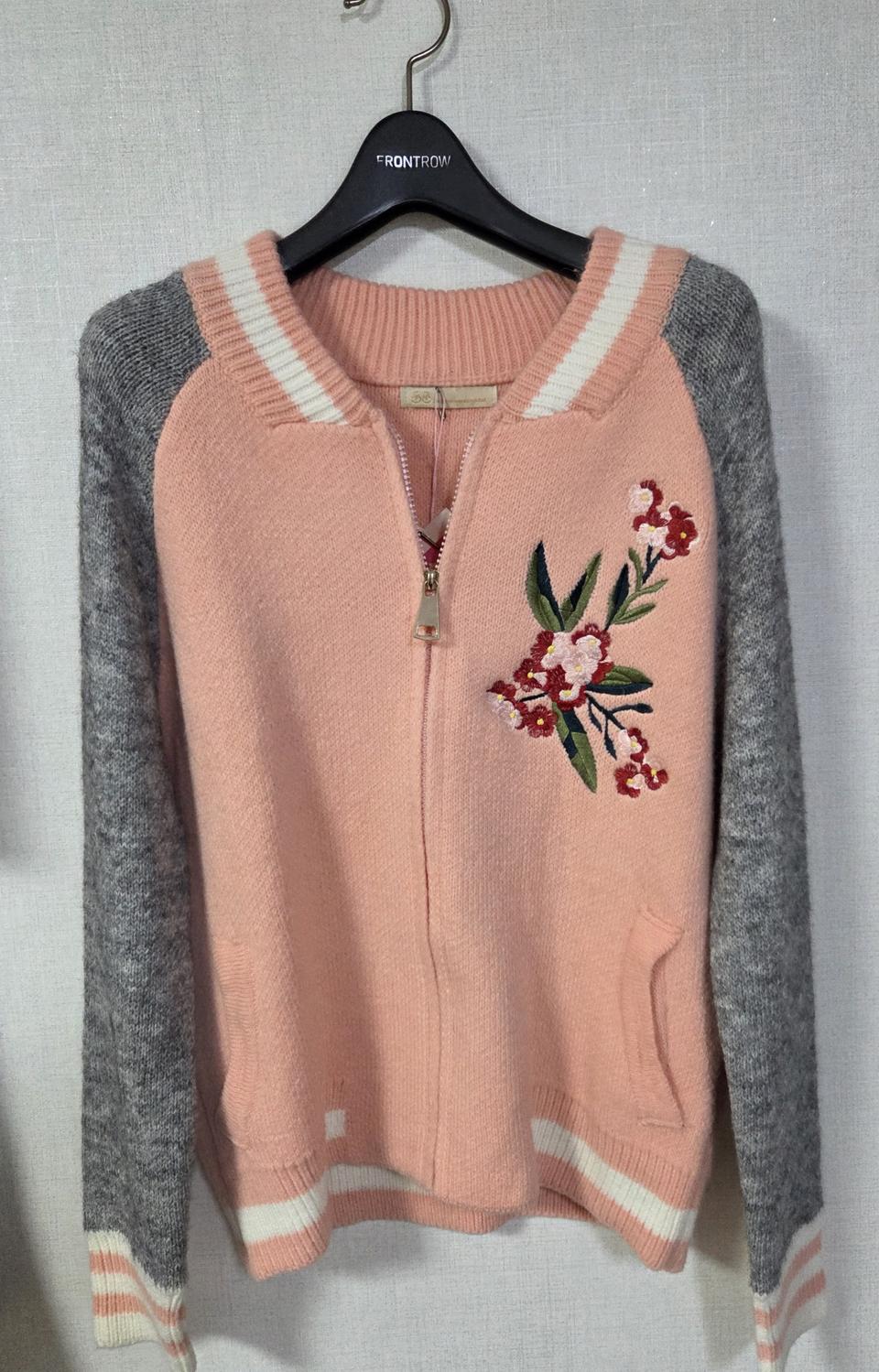 새상품 자수니트집업