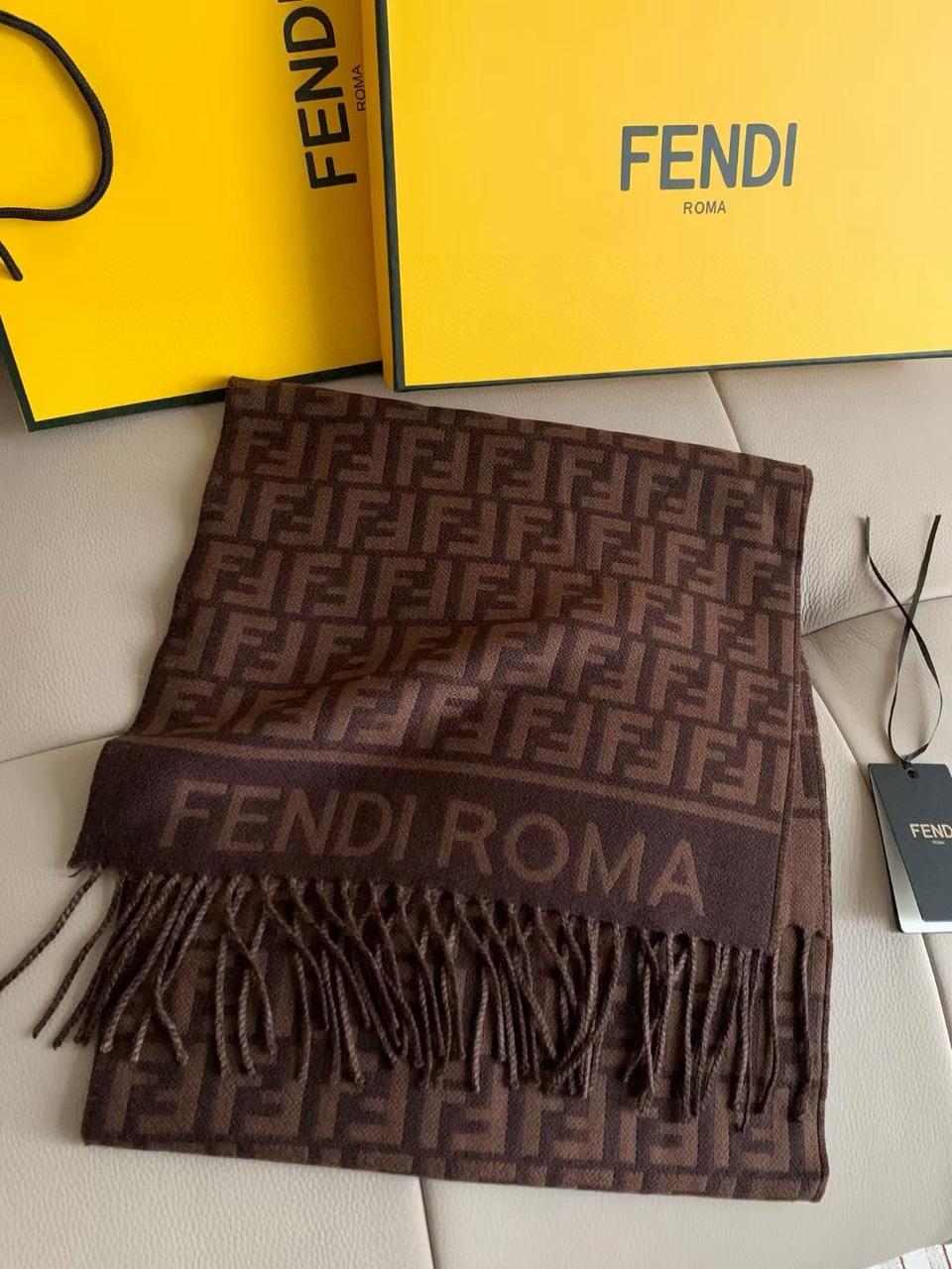 FENDI 펜디  목도리