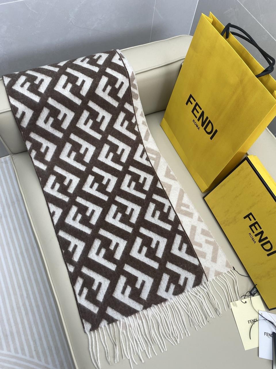 FENDI 펜디  목도리