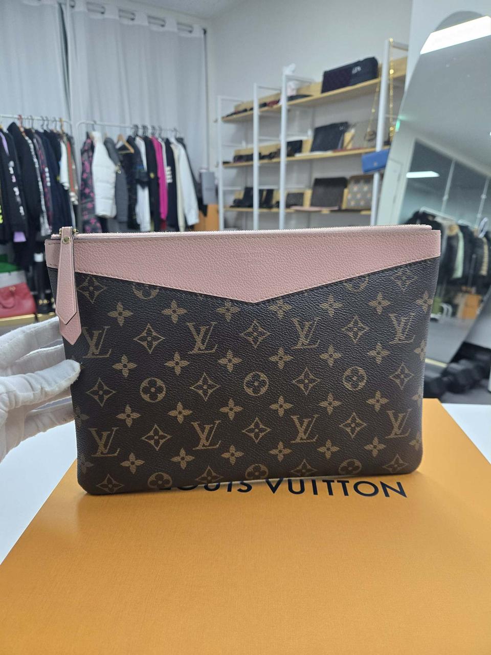 [A급컨디션]루이비통 데일리 파우치백