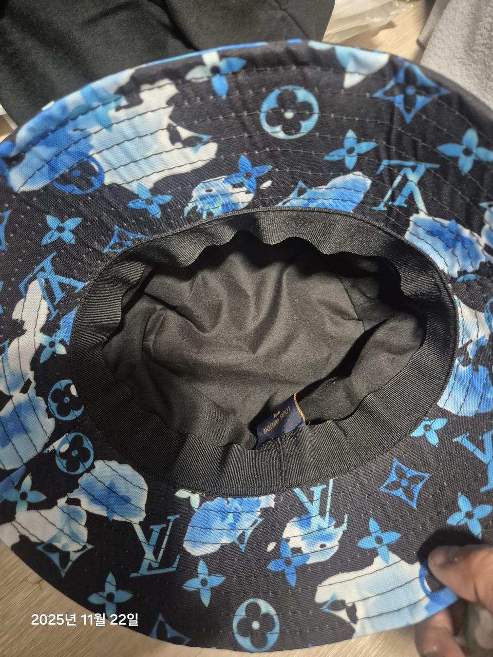 루비통 샤넬 벙거지모자 s.t