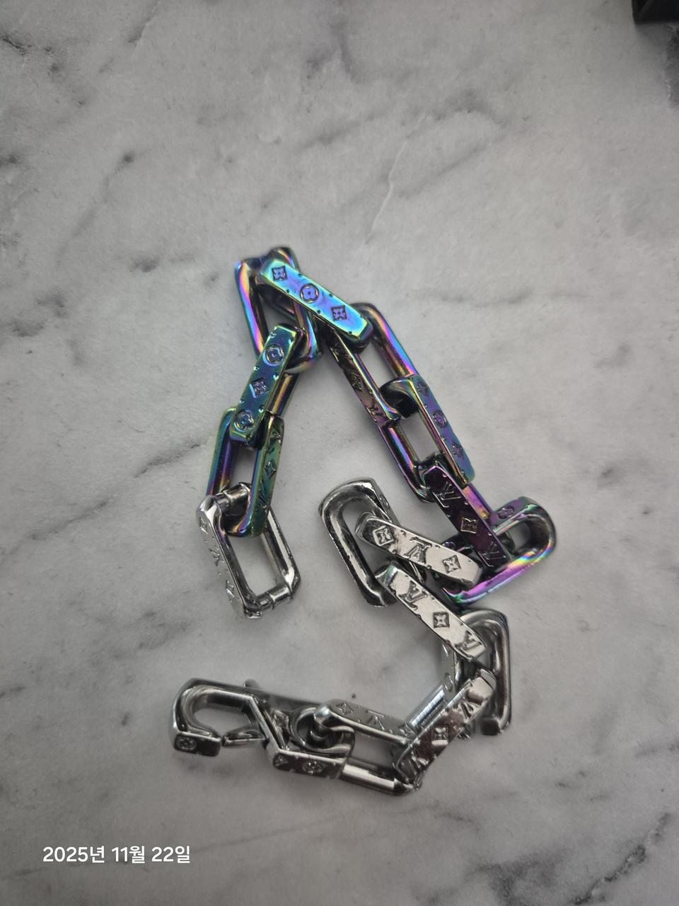 루이비통s.t팔찌