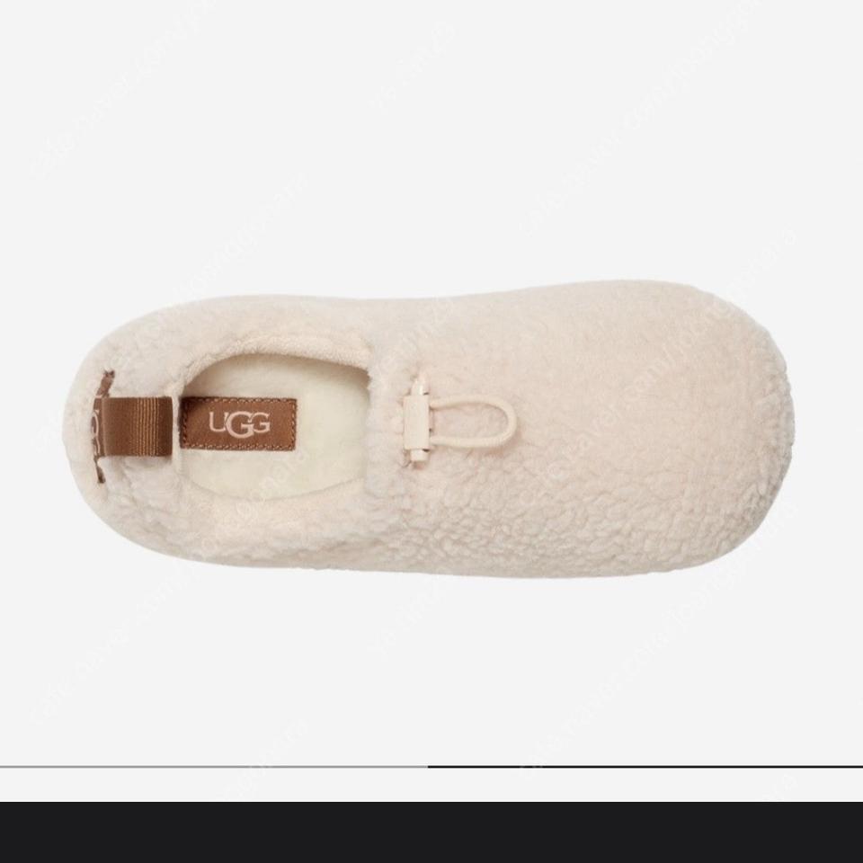(새상품)ugg 플러시 양털 슬리퍼