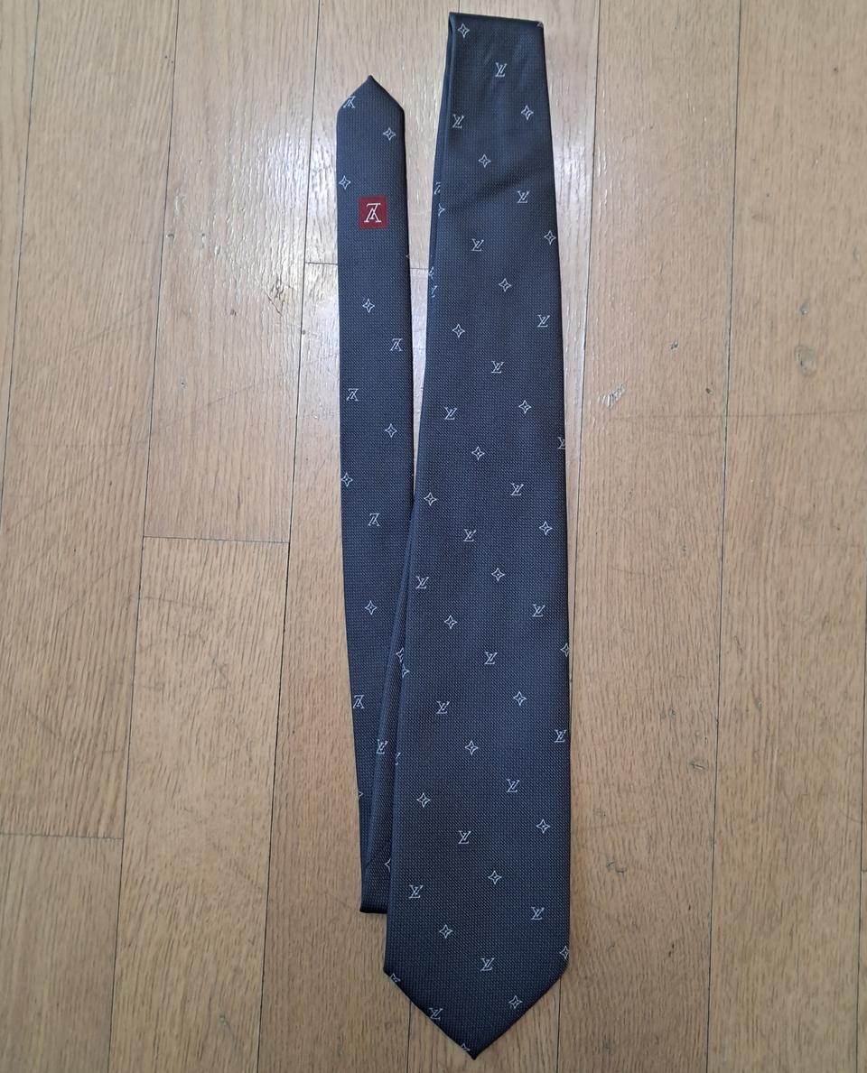 루이비통 넥타이