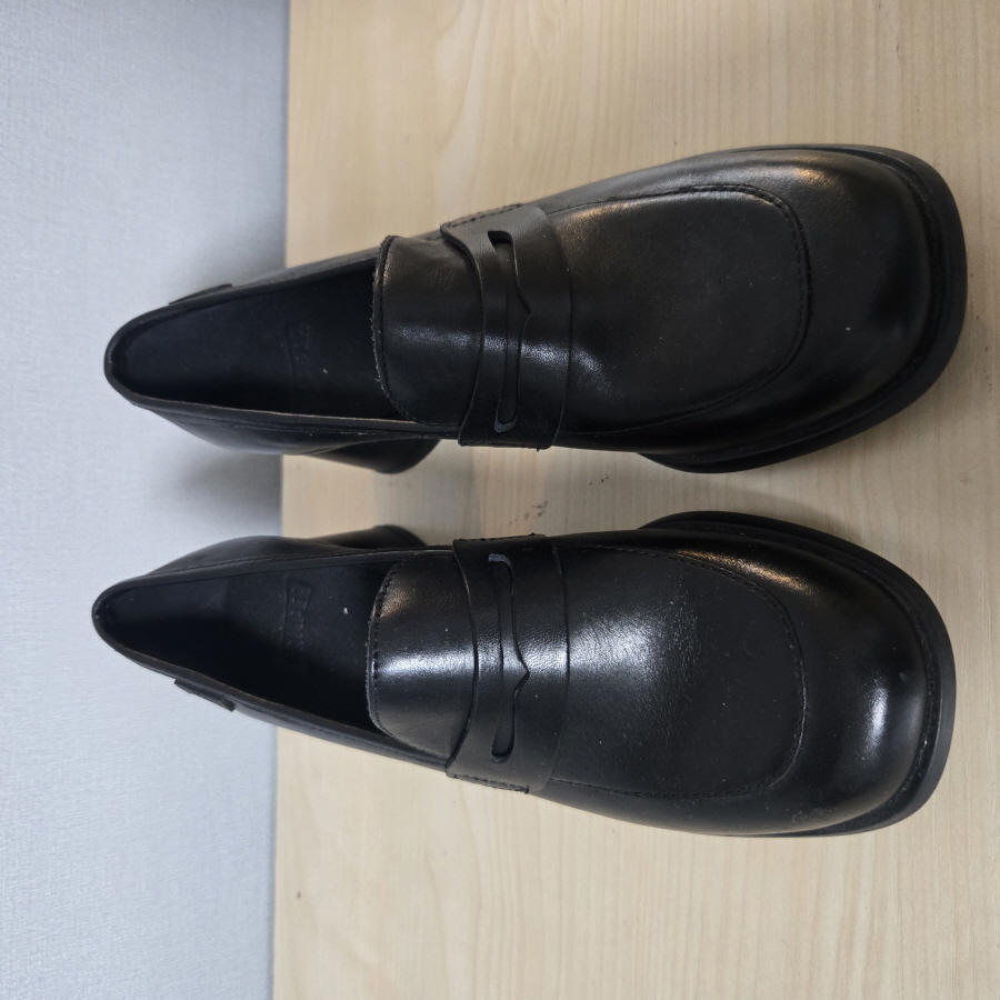 전시새상품 캠퍼 37 키아라 통굽 펌프스 힐 슈즈-479