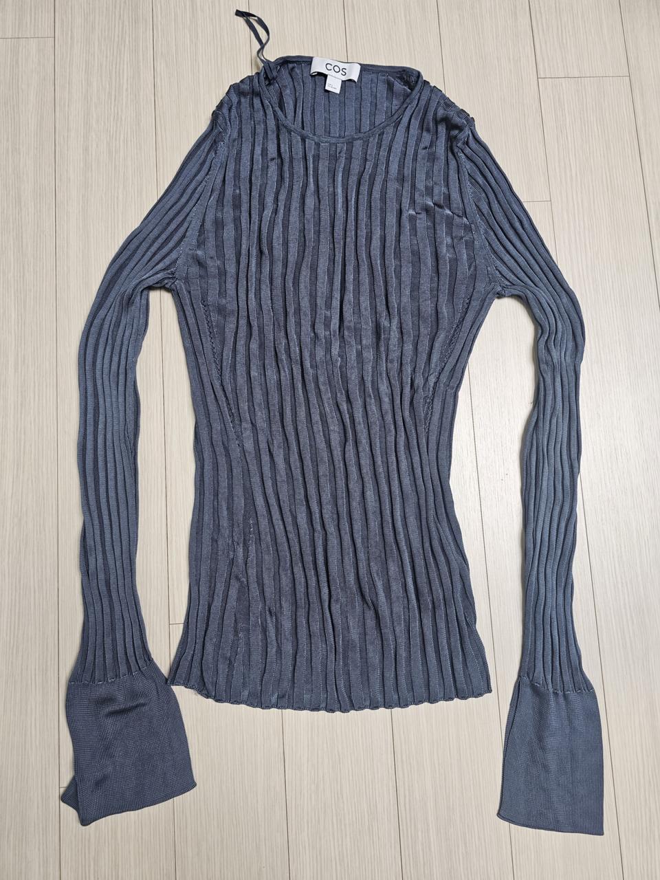 COS 골지 플리츠 긴팔 티셔츠