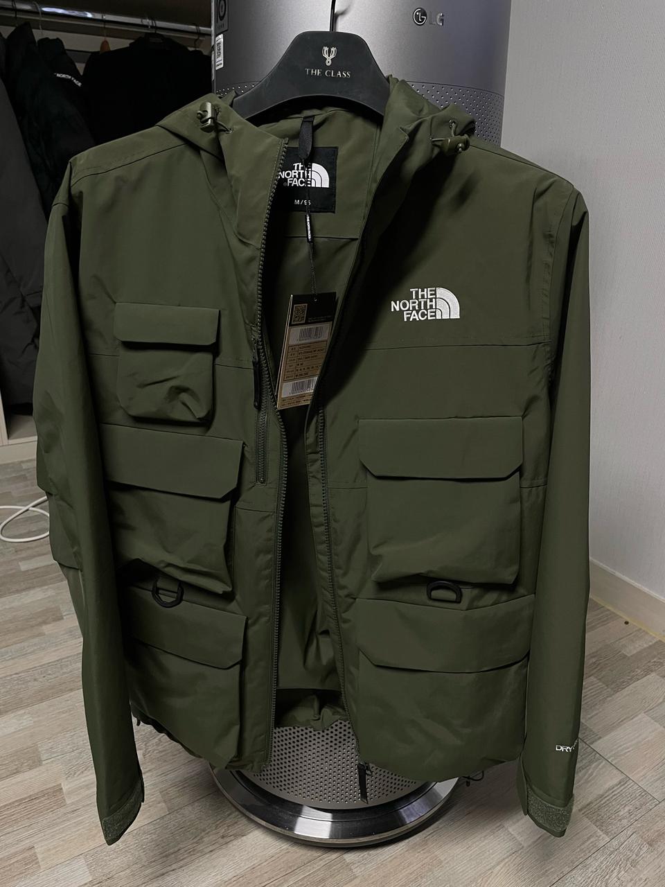 새상품 노스페이스 바람막이