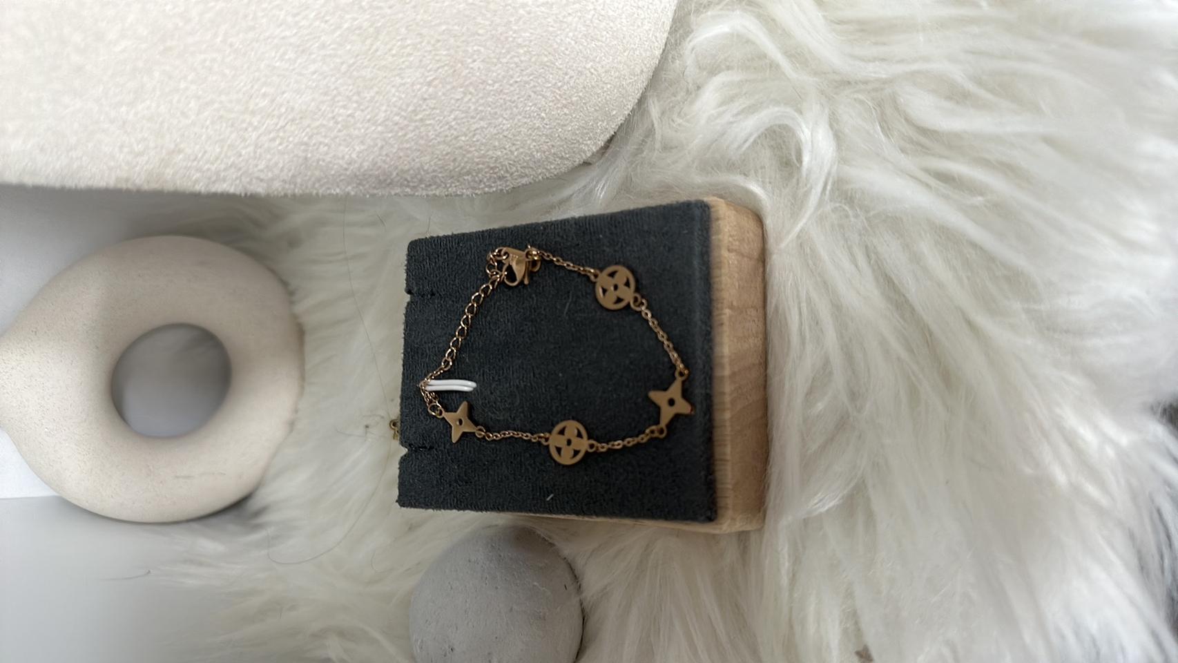 루이비통 로즈골드팔찌