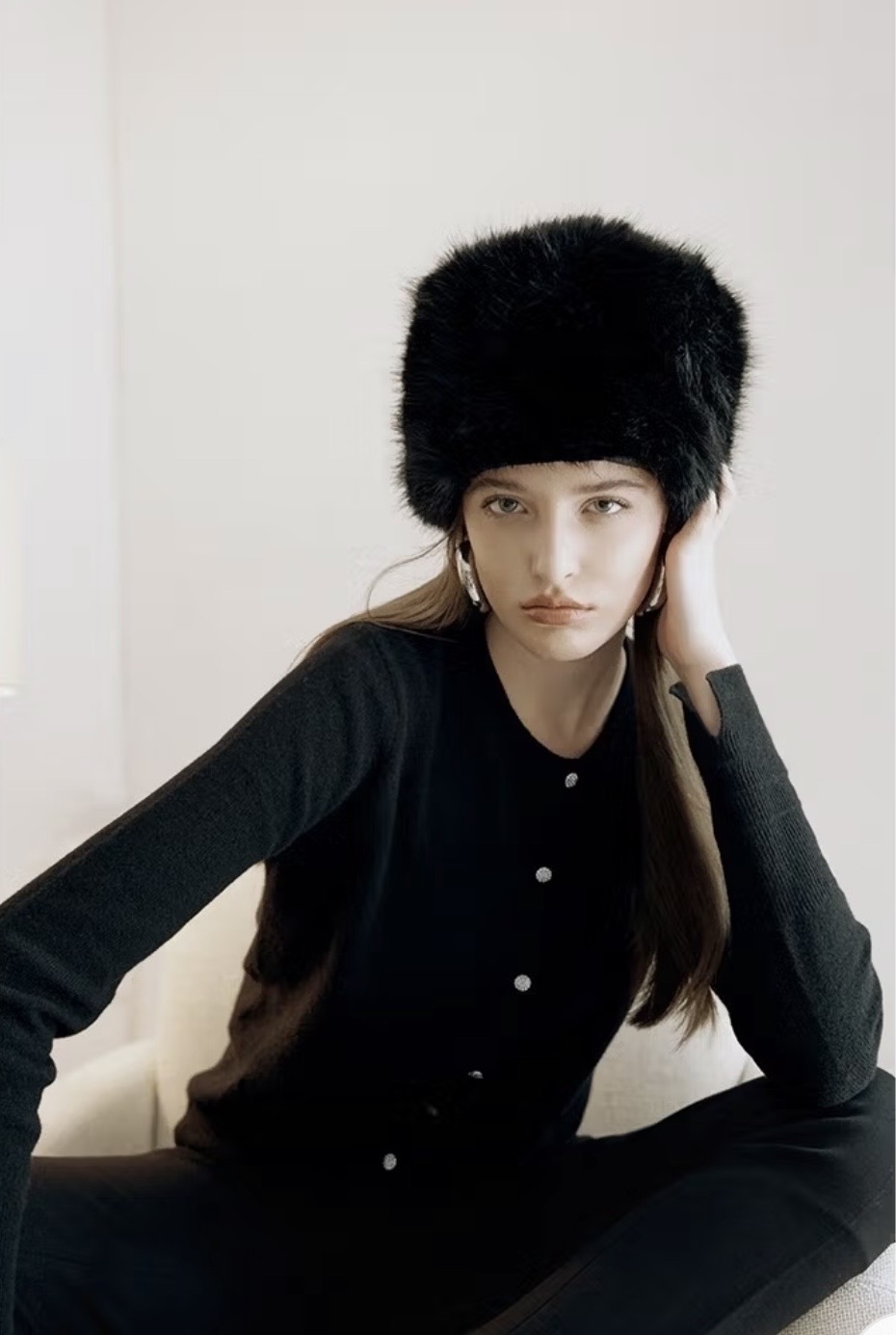 칼라거펠트 캐시미어100 보석단추 가디건