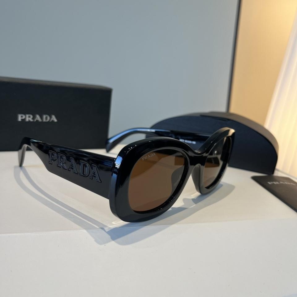 PRADA  프라다  선글라스